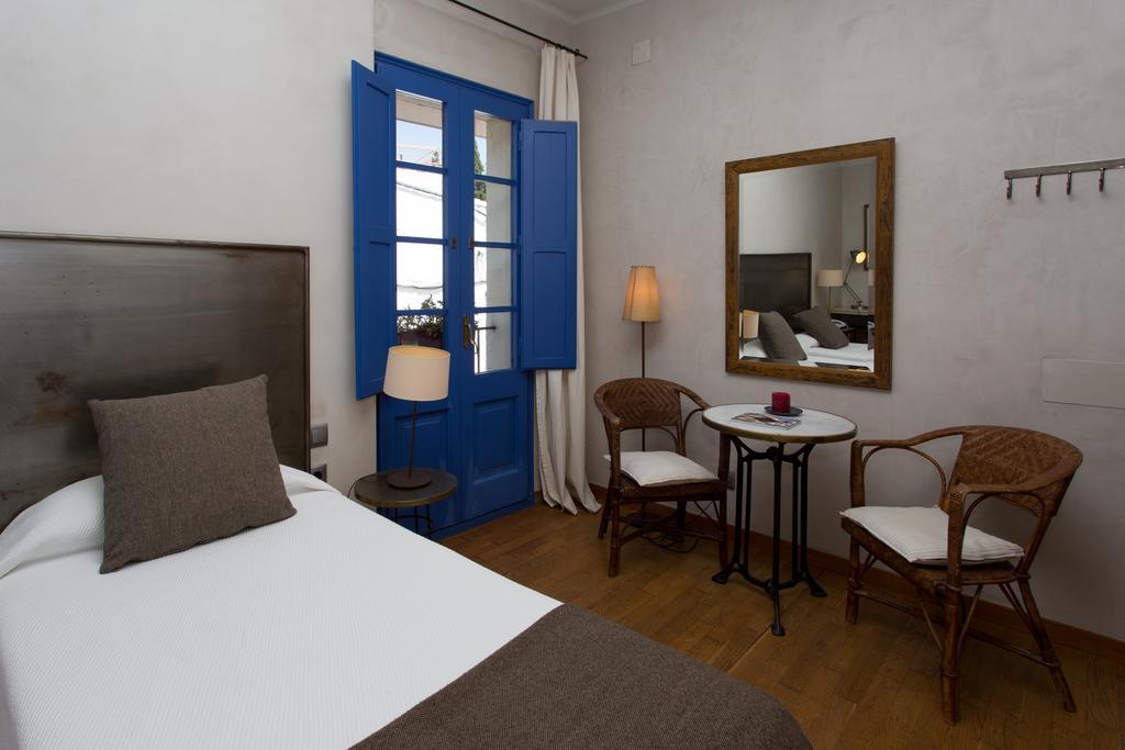 Hostal De La Placa Cabrils Eksteriør bilde